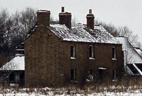 Magpie Farm shortly before demolition